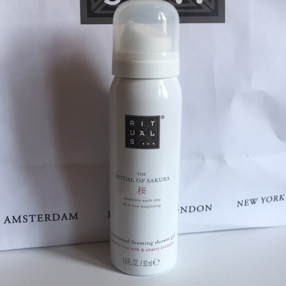 Rituals Foaming Shower Gel: Ritual of Sakura